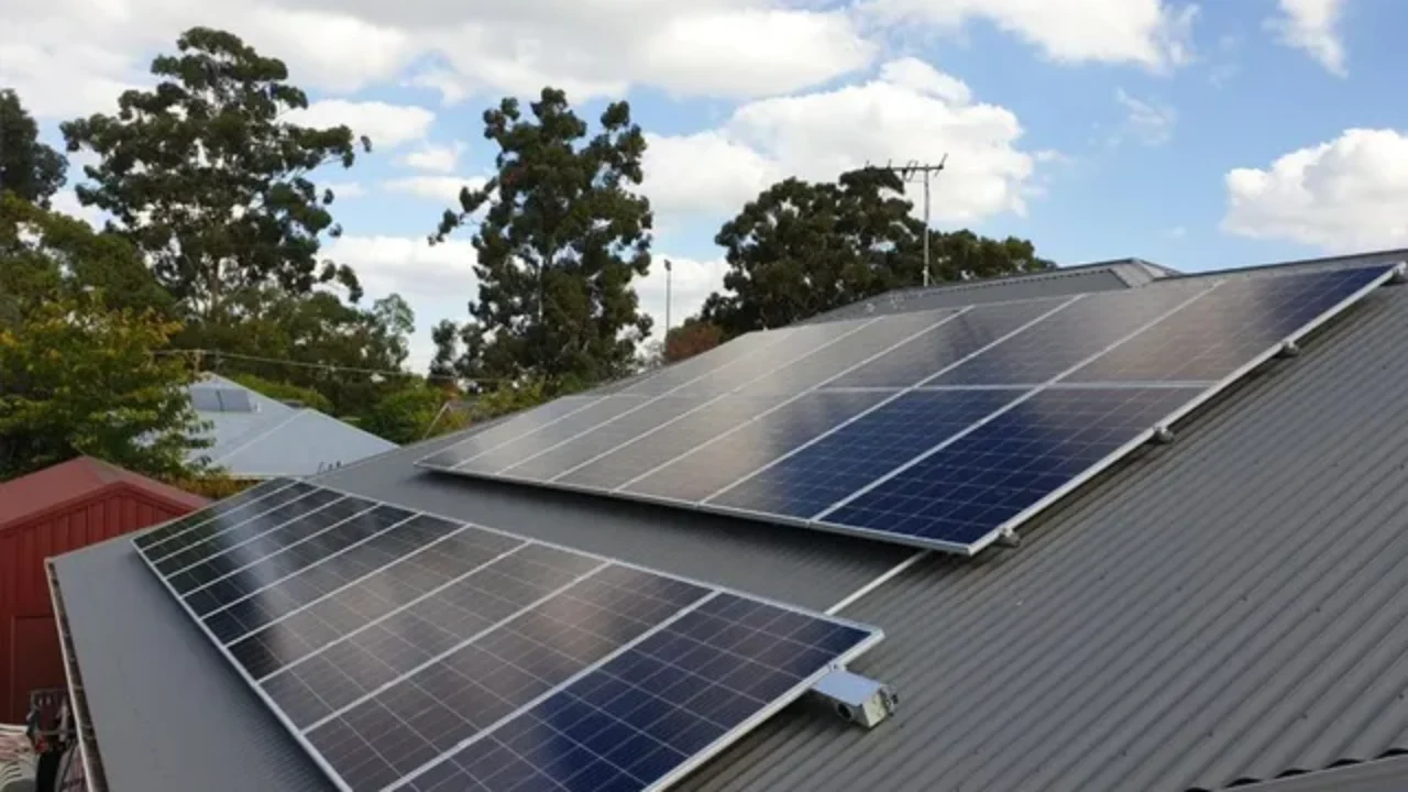 How Much Money Do You Save With Solar Panels Australia