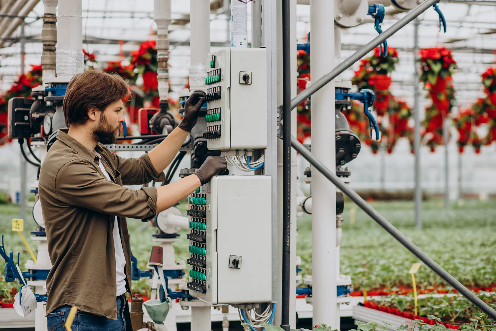 What is a Hybrid Inverter? A Complete Guide to Smarter Solar Power