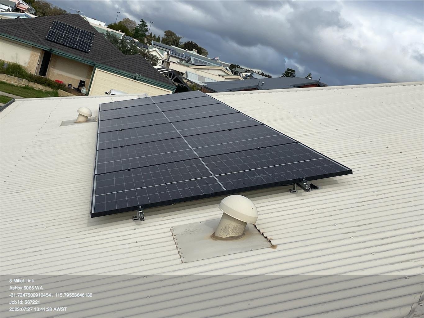 Residential rooftop solar installation