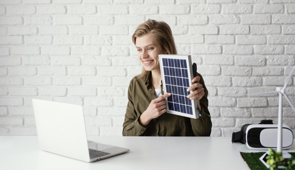 Do solar panels need direct sunlight